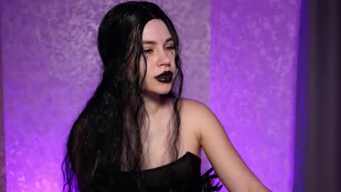 _white_mask_ online show from December 2025 11:50:02 AM