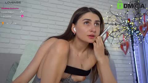 Lily online show from February 2025 05:11:02 AM