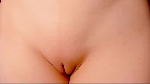 Enni online show from February 2025 10:55:02 AM