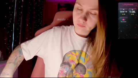 Enni online show from February 2025 07:42:02 AM