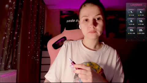 Enni online show from February 2025 07:55:01 AM