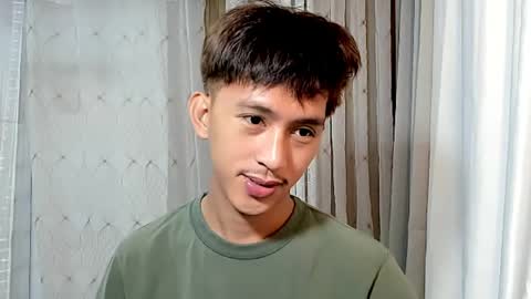 Snapshot of _xxhavefunwithme69_ chatting on April 2026 11:35:02 AM Andrei online show from April 2026 11:35:02 AM