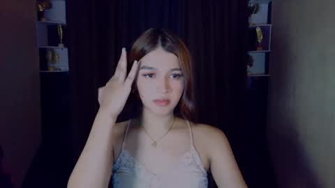 _xxlilly online show from May 2026 11:59:02 AM