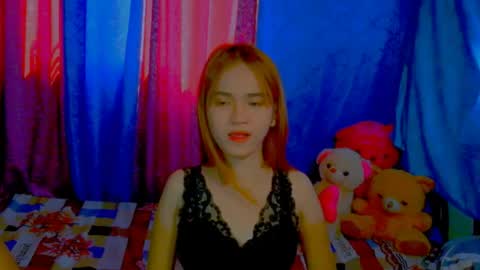 _xxlilly online show from May 2026 07:58:02 AM