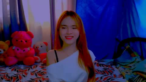 _xxlilly online show from May 2026 06:31:02 AM