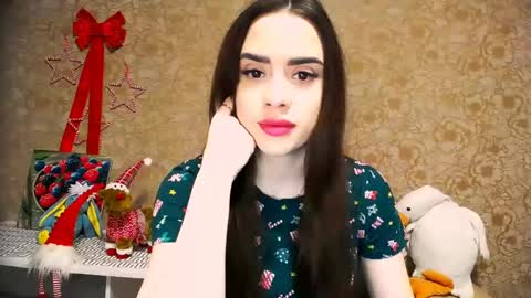 Alisa online show from January 2025 12:42:02 PM