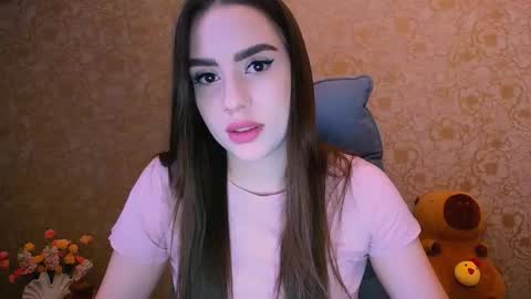 Alisa online show from September 2025 01:13:02 PM