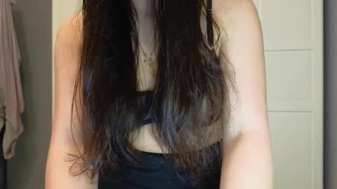 Snapshot of _your_love chatting on November 2025 07:02:02 PM Niki online show from November 2025 07:02:02 PM