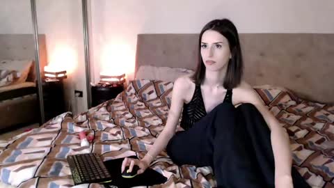Nicole  Thomas  Dave online show from May 2026 05:09:01 PM