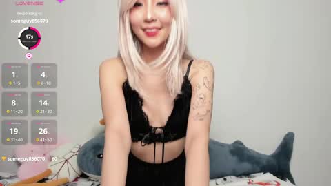 Mia online show from May 2026 10:27:01 PM