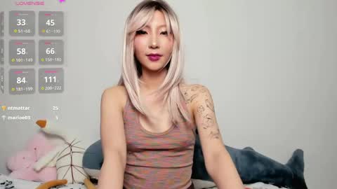 Mia online show from May 2026 10:06:01 PM