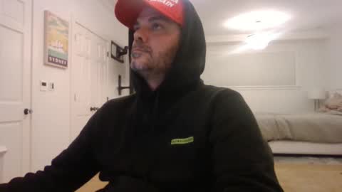 Snapshot of _zeus____ chatting on January 2025 01:11:01 AM Zeus online show from January 2025 01:11:01 AM