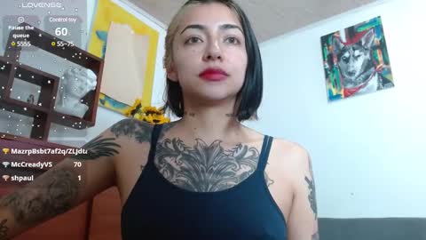 Zoe  online show from February 2025 01:33:01 PM