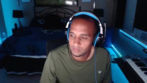 a4orce online show from September 2025 02:35:01 AM