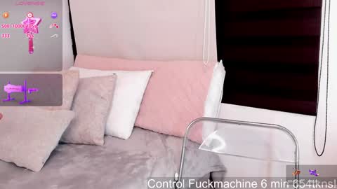 Snapshot of a__vanellopecute chatting on January 2025 09:07:01 AM Alexandra online show from January 2025 09:07:01 AM