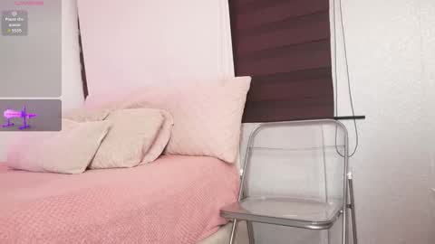 Snapshot of a__vanellopecute chatting on October 2025 09:12:01 AM Alexandra online show from October 2025 09:12:01 AM