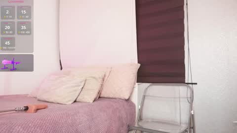 Alexandra  online show from November 2025 09:55:02 AM