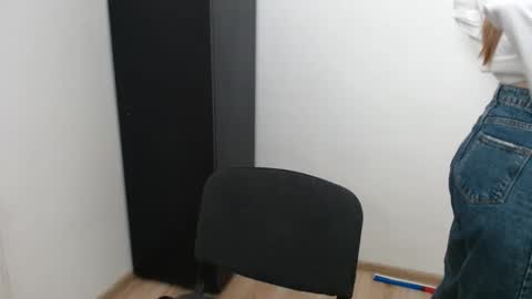 Snapshot of a_ariella_ chatting on September 2025 12:40:01 PM a_ariella_ online show from September 2025 12:40:01 PM