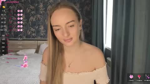 Adelina online show from March 2026 09:04:01 AM