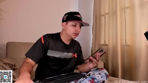 a_lejandro_0_8 online show from April 2026 04:34:01 PM