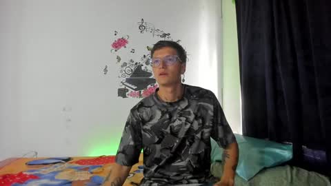 A Sexy Couple online show from December 2024 12:42:01 PM