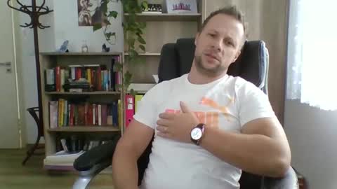 Long distance cumshot online show from January 2025 09:45:02 AM