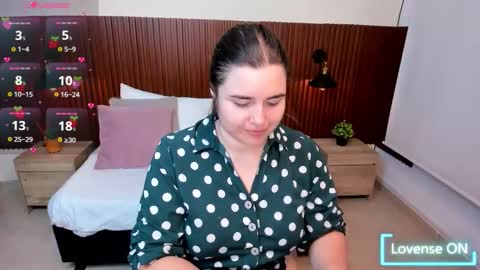 Snapshot of aabby_lee chatting on December 2025 07:41:01 PM Abby Lee online show from December 2025 07:41:01 PM