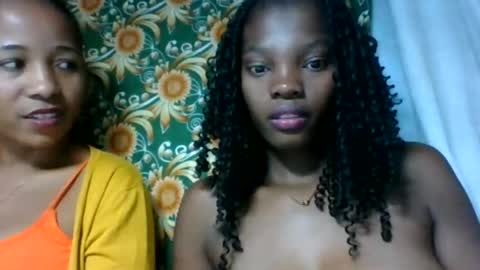 Snapshot of aadienne chatting on June 2026 05:11:02 PM aadienne online show from June 2026 05:11:02 PM