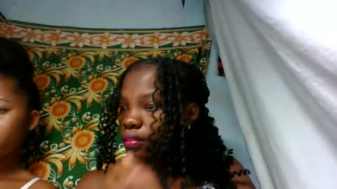 Snapshot of aadienne chatting on June 2026 10:41:02 PM aadienne online show from June 2026 10:41:02 PM