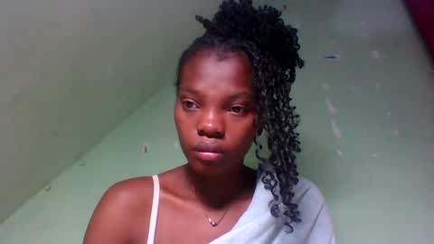 aadienne online show from June 2026 08:22:01 PM
