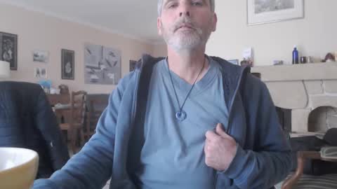 Snapshot of aalex1717 chatting on January 2025 09:17:02 AM Aalex1717 online show from January 2025 09:17:02 AM