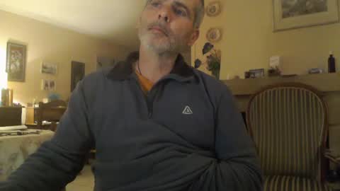 Snapshot of aalex1717 chatting on January 2025 10:07:02 PM Aalex1717 online show from January 2025 10:07:02 PM