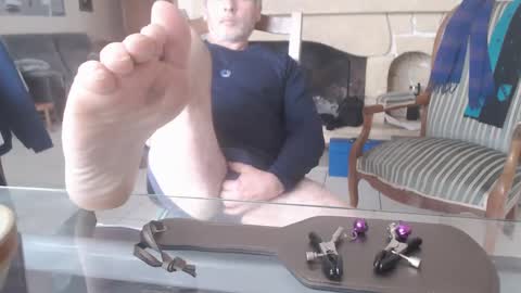 Snapshot of aalex1717 chatting on February 2025 03:31:01 PM Aalex1717 online show from February 2025 03:31:01 PM