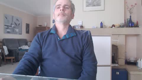 Snapshot of aalex1717 chatting on February 2025 04:10:02 PM Aalex1717 online show from February 2025 04:10:02 PM