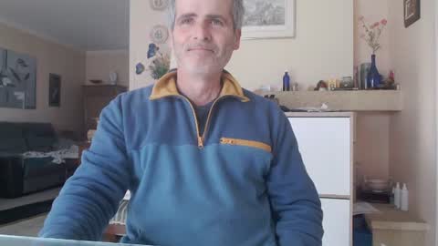 Snapshot of aalex1717 chatting on March 2025 02:43:02 PM Aalex1717 online show from March 2025 02:43:02 PM