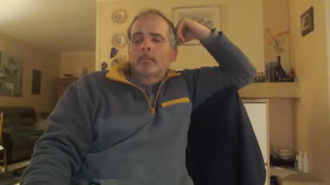 Snapshot of aalex1717 chatting on March 2025 11:00:02 PM Aalex1717 online show from March 2025 11:00:02 PM