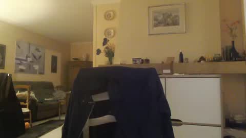 Snapshot of aalex1717 chatting on March 2025 07:10:02 PM Aalex1717 online show from March 2025 07:10:02 PM