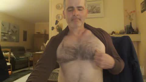 Snapshot of aalex1717 chatting on March 2025 04:24:02 AM Aalex1717 online show from March 2025 04:24:02 AM