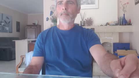 Snapshot of aalex1717 chatting on September 2025 01:02:01 PM Aalex1717 online show from September 2025 01:02:01 PM