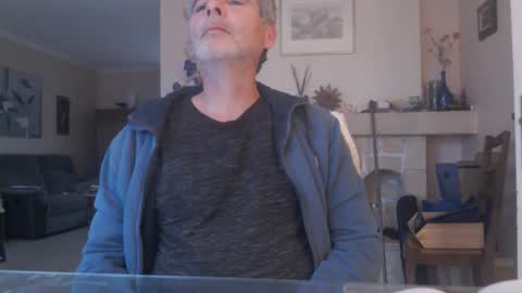 Snapshot of aalex1717 chatting on December 2025 08:34:01 AM Aalex1717 online show from December 2025 08:34:01 AM