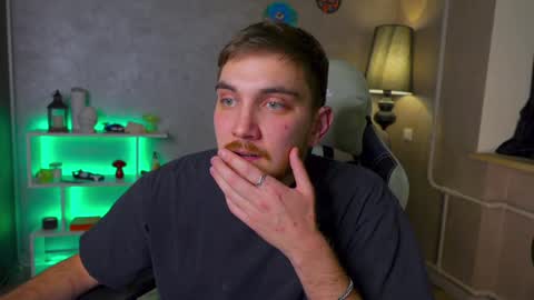 Snapshot of aalexxxxxx chatting on January 2025 11:56:02 PM Alex online show from January 2025 11:56:02 PM