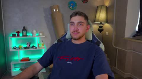 Snapshot of aalexxxxxx chatting on February 2025 05:09:01 AM Alex online show from February 2025 05:09:01 AM