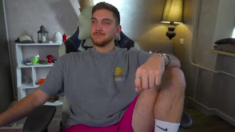 Snapshot of aalexxxxxx chatting on March 2025 05:40:02 AM Alex online show from March 2025 05:40:02 AM