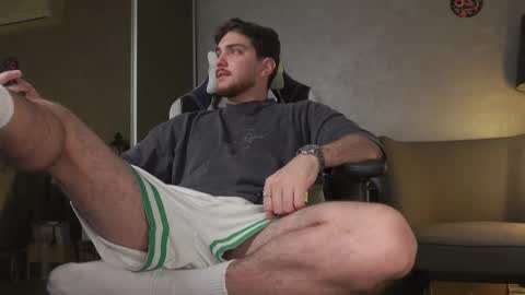 Snapshot of aalexxxxxx chatting on November 2025 08:19:01 AM Alex online show from November 2025 08:19:01 AM