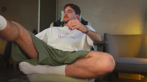 Snapshot of aalexxxxxx chatting on November 2025 08:03:01 AM Alex online show from November 2025 08:03:01 AM