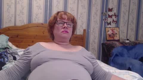 NINA online show from December 2025 06:43:02 AM