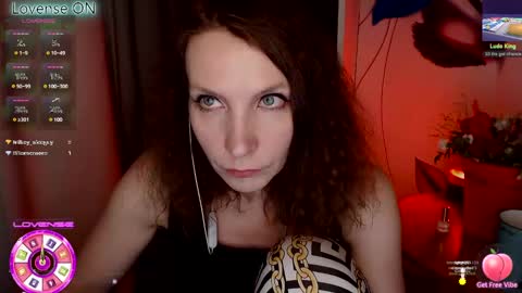 Snapshot of aamazingjoi chatting on February 2025 09:37:01 PM Katie online show from February 2025 09:37:01 PM