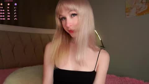 Snapshot of aameow chatting on September 2025 03:14:01 PM Amy online show from September 2025 03:14:01 PM