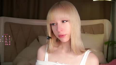 Snapshot of aameow chatting on October 2025 03:29:01 PM Amy online show from October 2025 03:29:01 PM