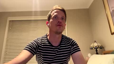 Snapshot of aanal341330 chatting on November 2025 11:42:01 AM Kris online show from November 2025 11:42:01 AM